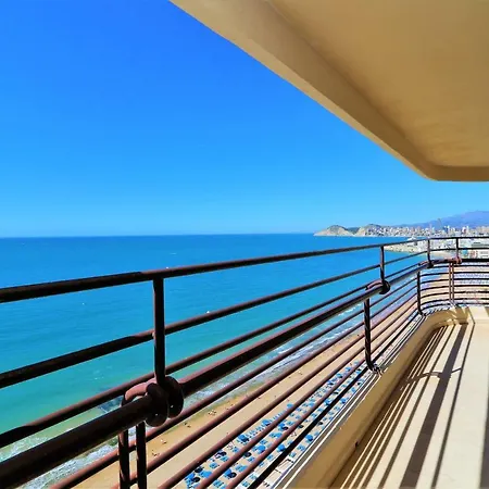 Appartement Arenas 17-c *