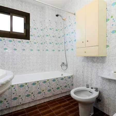 Appartement Arenas 17-c *